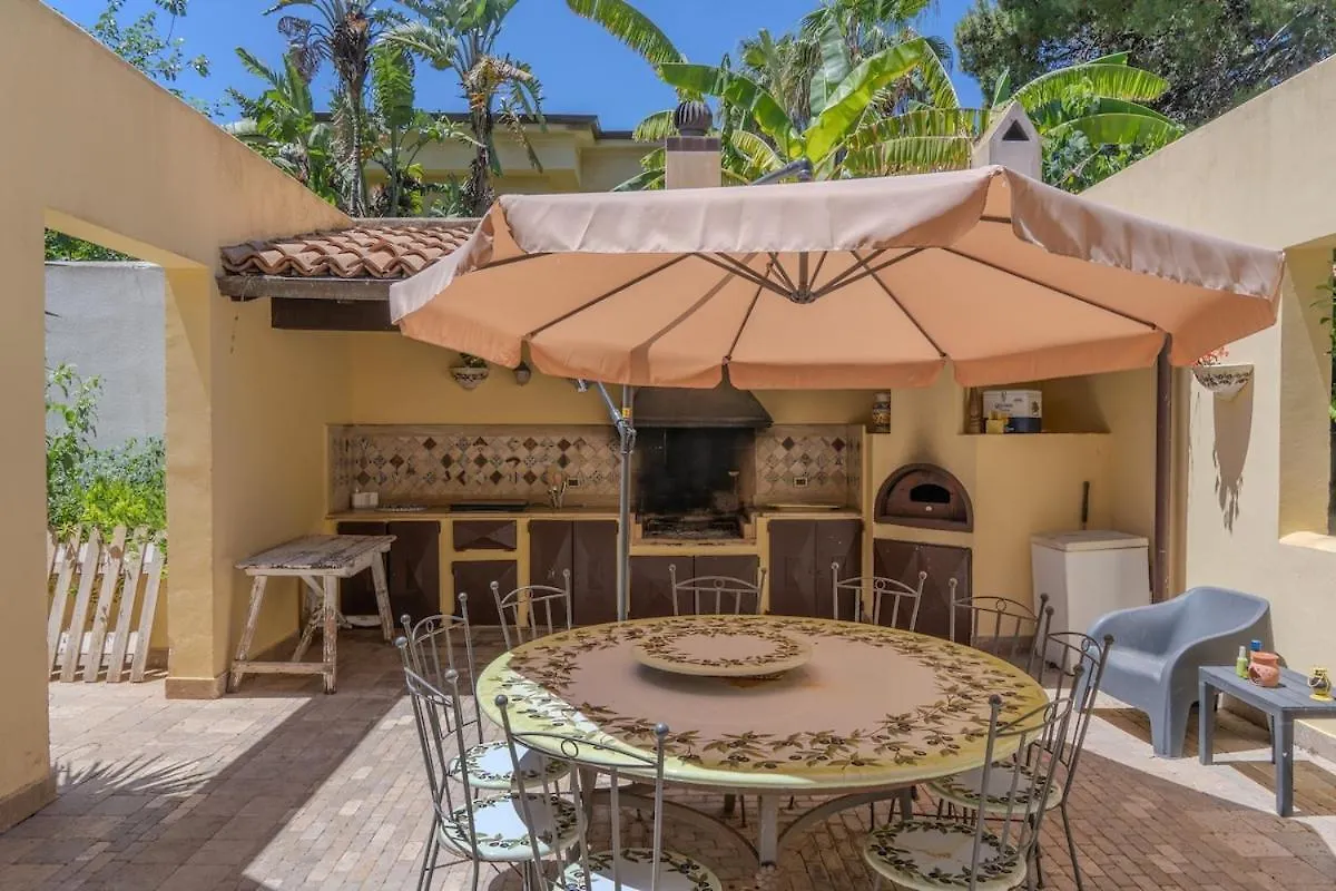 Villa Mariangela Luxury Mondello Παλέρμο 0*,  Ιταλία